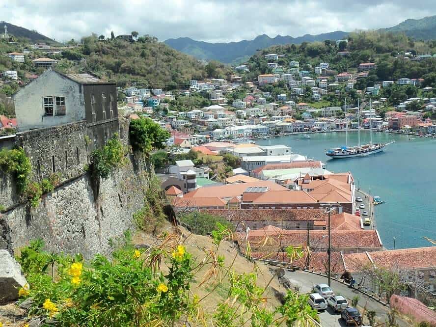 Roseau city on dominica tours