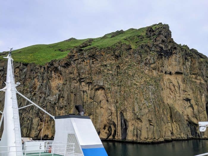 Vestmannaeyjar harbor cliffs