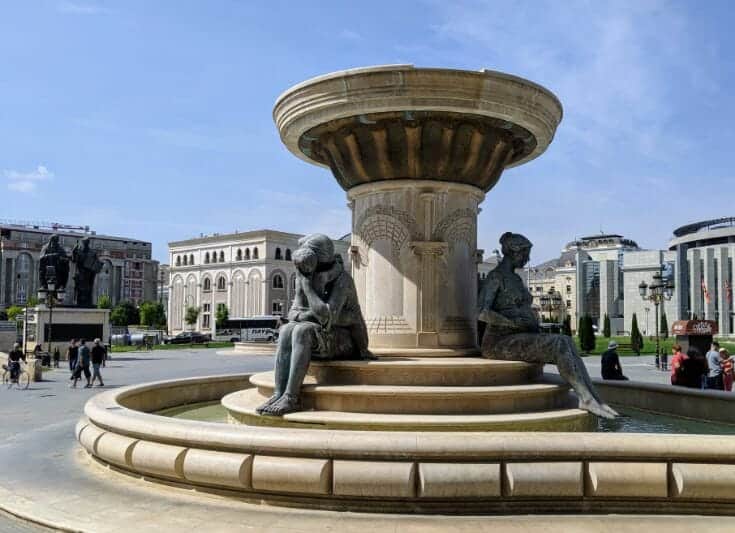 Fountain of the Mothers of Macedonia - Things to do in Skopje